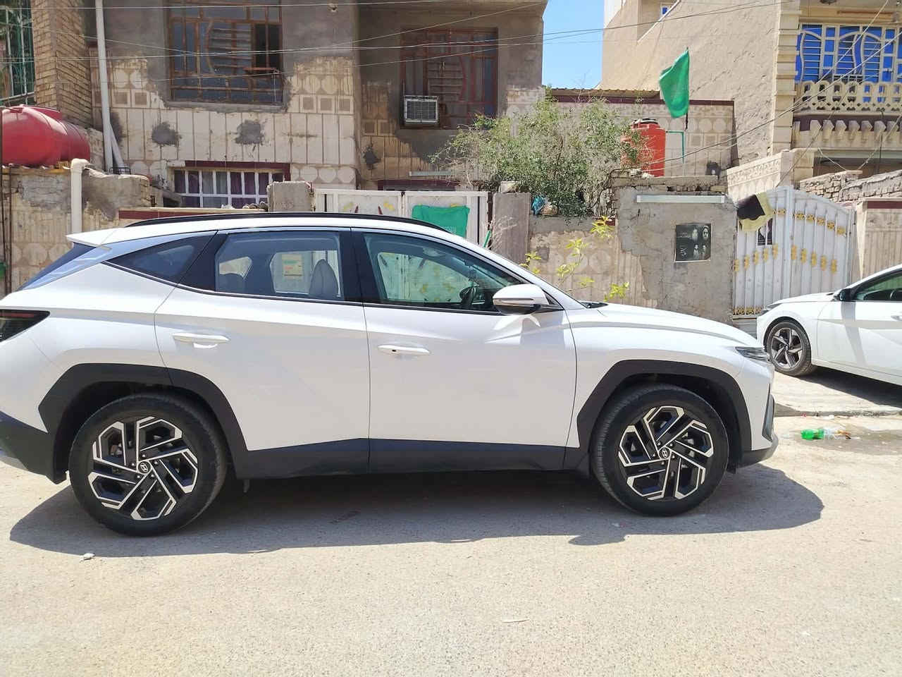 توكسان 2025 خليجي رقم بغداد
مواصفات 
مري كهرباء 
صندوك كهرباء 
كراسي الصدر والسايق تحكم كهرباء 
ترحيب انارة باليدات
بصمة تشغيل وابواب
شاشة دجتل ابل كار بلي
سايد بريك دكمة + اوتو هولد
تشغيل عن بعد
شحن واير ليس
ويل ١٩ الجبير 
قطعتين تبريد
لايت زنون
بك لايت لد 
حساس امامي  وخلفي
تحديد مسار  + نظام الانحدار 
بردات ابواب بلادية

كفالة عامة ماشية 1755 السعر 220 مكاني بغداد الرصافة ***********
