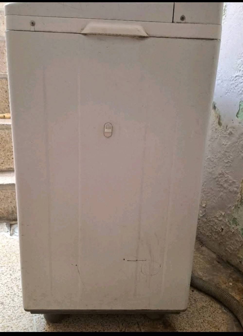 غسالة LG للبيع 
غسالة كلش نظيفة غسل وتنشيف شرط كلشي مابيها لا خيسان ولا زنجار ومثل ماموضح بالصور
السعر 70الف وبيها مجال شي بسيط بيع مستعجل ✔️
ملاحظة الخاص مفتوح فقط الي يحب يستفسر غير هذا حظر