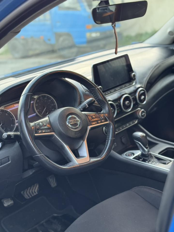 السلام عليكم 
سنترا 2020 امريكي 
السعر 118 وبيها مجال 
مواصفات سنترا معروفة 
مكينة 2000 دوش 
بصمة 
تحكمات ستيرن 
رادار جانبي وامامي 
كامرة وشاشة 
كروس سرعة 
كشنات حضن 
تشغيل عن بعد 
السيارة صور حادثها مرفقة 
مكان السيارة بغداد المنصور 
سيارة رقم بغداد الجديد 
ماشية 67 الف مايل 
***********
