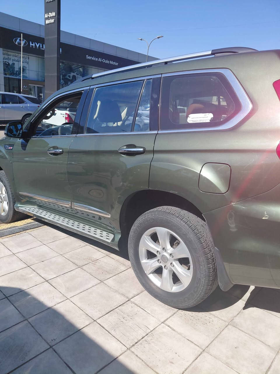 السلام عليكم عندي هافال H9 موديل ٢٠١٨ استلام شركه ماشيه ٦٤  الف كيلو
قبل يومين دخلتها شركه وتم استبدال المحرك بضمان ١٠ سنوات من الشركه وتم عمل صيانه كامله لها القائمه موجوده بالمنشور السياره فول مواصفات بدون ضرر او صبغ للبيع او مراوس السعر١٦٠ ورقه مع مجال بسيط للاتصال *********** ابو عبدالله بغداد, العراق
