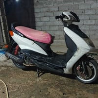 سكنس نثيه للبيع نقص كابريتر وهيه بيهه كابريتر وتخربط وباتري فقط سعر ٢٠...