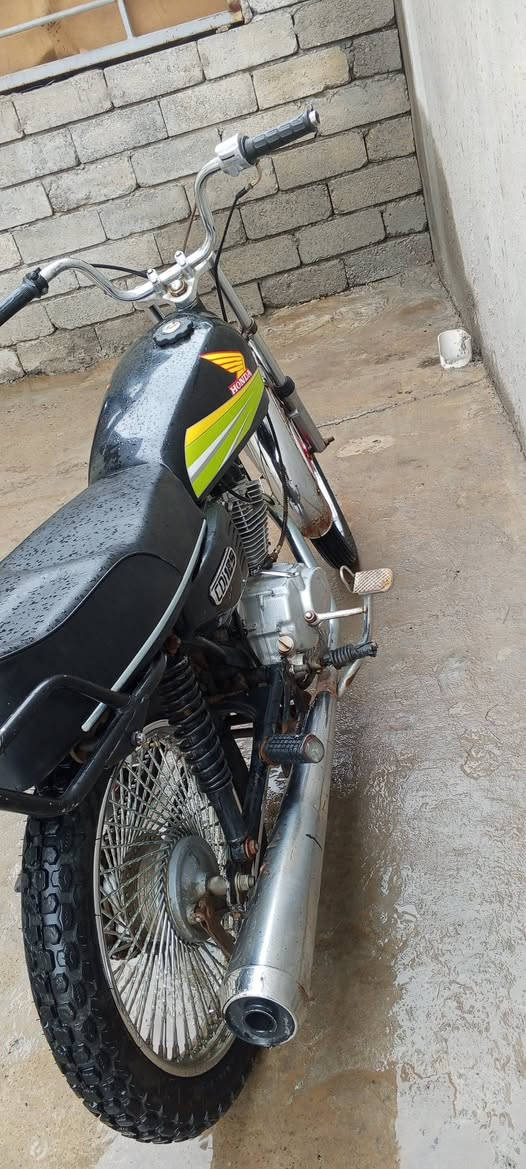 السلام عليكم تايجر 21 للبيع السعر  225 وبي مجال شيء مكاني قياره ا
تصل على هذا الرقم ***********
