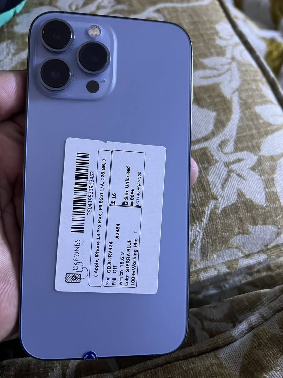 ايفون 13 برو ماكس أمريكي
بطاريه : 86
ذاكرة : 128 
نظافه : 100%
الجهاز كُلش نظيف ومامفتوح اي شيء بي، ويه شاحنه وسماعه اصليات ،
السعر : 690 وبي مجال بسيط ،
عنوان : بلديات شارع المصرف ،
الرقم : *********** 
متلگه جهاز بهـيج نظافه .
