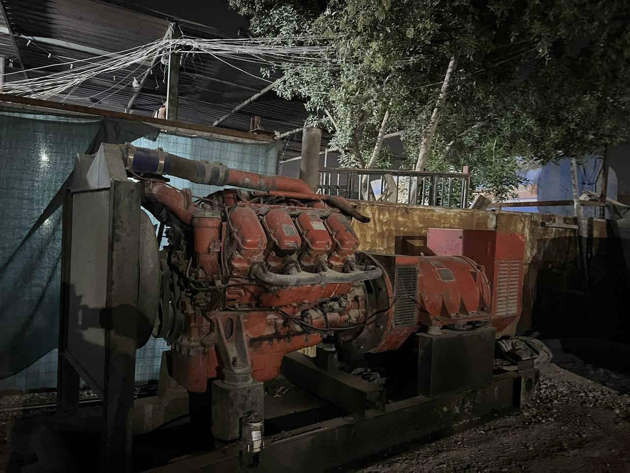 بس محرك وحش بلادي مولده بي خيط تبخير قليل مامفتوح اوربي للبيع السعر 30 المحافظه بابل الحله  *********** - ***********

