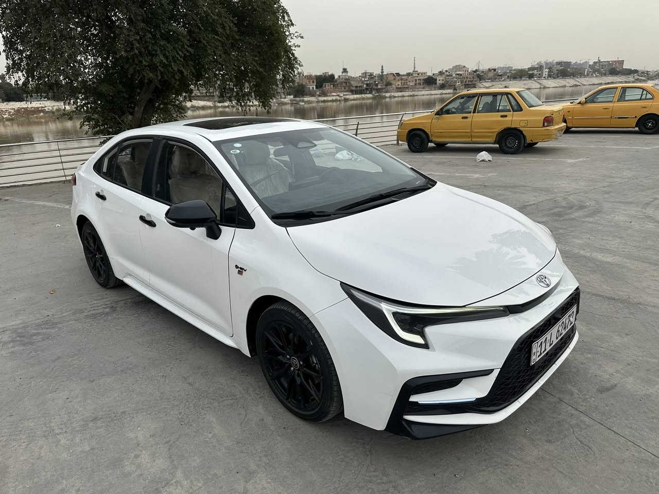 كورلا 2025 GR رياضي فول السياره كشن كهرباء معروفه موصفات الجي ار سياره على وضعيت الشركة بيه شخط على كد اصبع ملاحضات جداا بسيطه بيه قبل 6 اشهر اشتريت السياره زيرو على ايدي بسمي رقم بغداد دولاي 
سايد بريك بصمه اوتو هولد 
فتحت ضقف
شاشه كبيره كار بلي 
تحكمات ستيرن جهتين
خمس كامرات 
رادارات اماي خلفي 
ماشيه 20
مكاني كاظميه ***********
