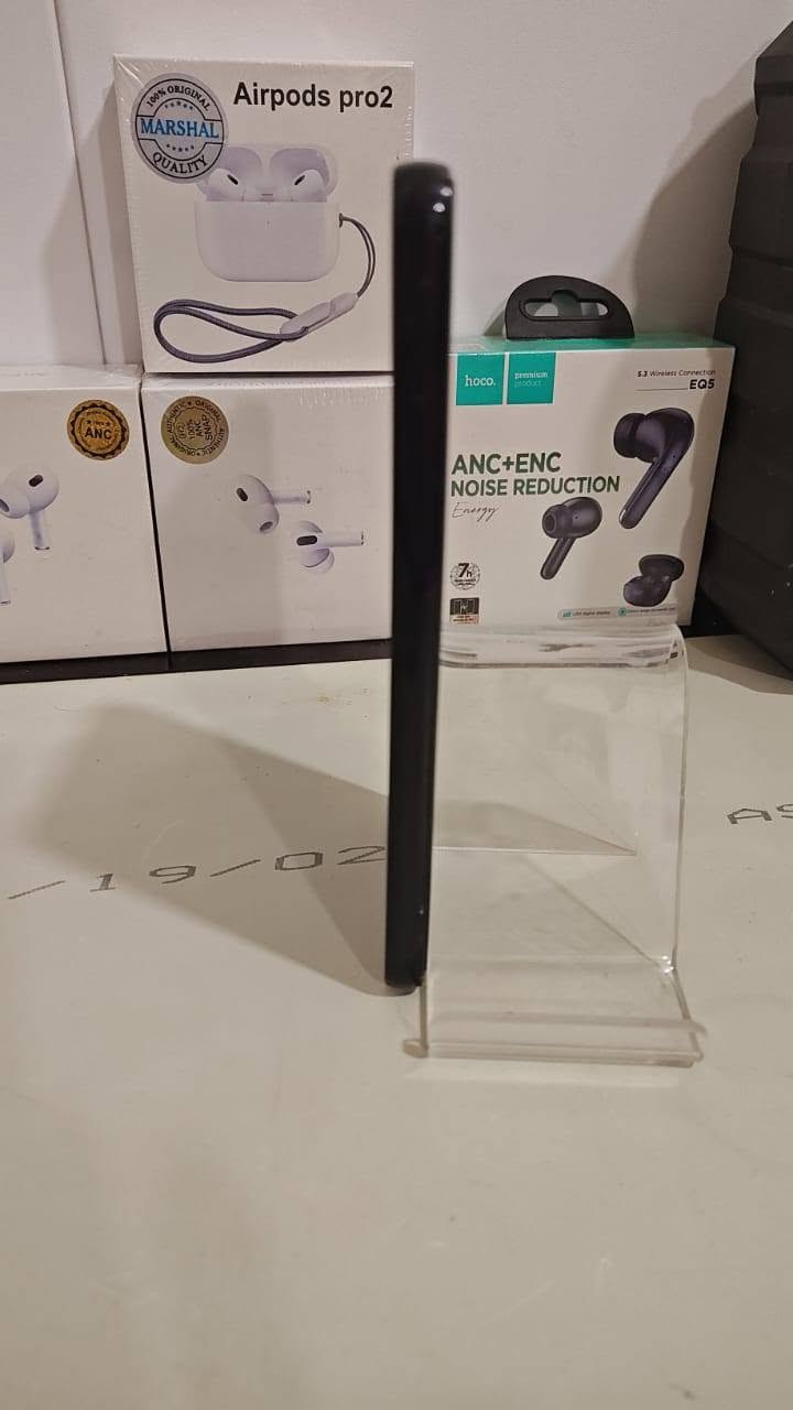 📱 للبيع | Samsung Galaxy A05 (مستعمل نظيف جداً)
🔹 الموديل: Samsung Galaxy A05
🔹 رقم الطراز: SM-A055F/DS (شريحتين)
🔹 الرام: 4GB
🔹 الذاكرة: 64GB
🔹 البطارية: 5000mAh تدوم لفترة ممتازة
🔹 الشاشة: 6.7 إنش HD+
🔹 المعالج: MediaTek Helio G85
🔹 الكاميرا الخلفية: 50MP + 2MP
🔹 الكاميرا الأمامية: 8MP
✅ الجهاز مستعمل لكنه نظيف جداً.
✅ مكفول من التصليح.
✅ يعمل بكفاءة ولا توجد به مشاكل.
💰 السعر: 115$ (قابل للنقاش بالمعقول).
🚚 يوجد توصيل.
📞 للاستفسار والطلب: ***********
