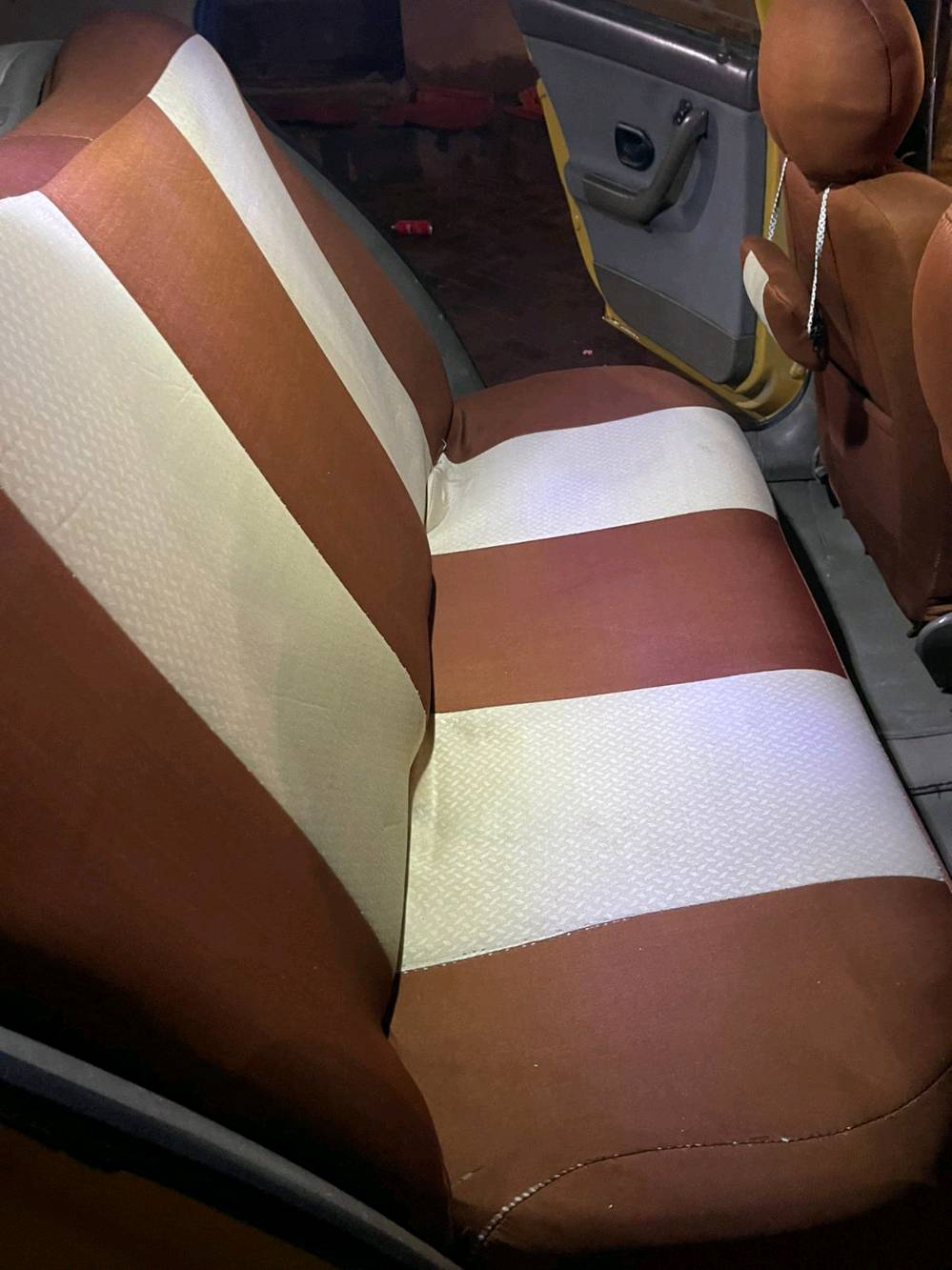 سلام عليكم سمند 2011ناطقه مكفوله من الضربه القويه كير مكينه مكفولات مابيها لا تنقيص ولا نضوح السياره نضيفه مال عيشه السعر25وبيها مجال للطيبين/*********** وبي واتساب