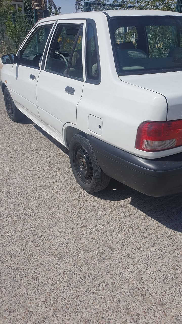 سلام عليكم شباب سايبه مديل ١٣ توه معمره وحلوه كبل لشارع مذب عليه الف رقم نجف شرط التحويل عنواني نجف سعر ٣٥ وبيه مجال قليل حك الجيه وشراي يتصل ع ***********
