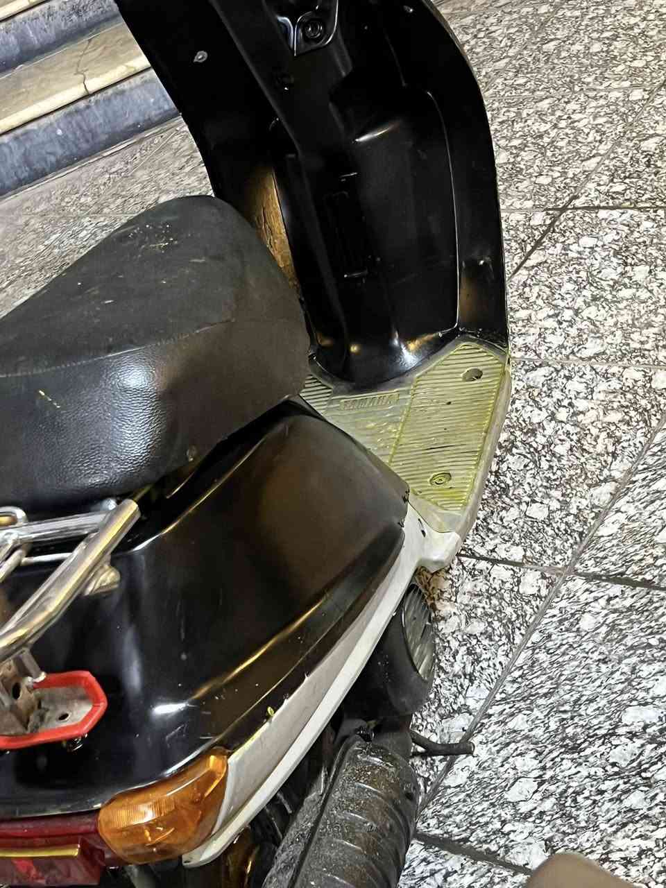 السلام عليكم دراجة منت سلف وهندر شغال كيجات شغالة رايد مراوس يا عبد الحليم


**إذا كنت صاحب هذا الإعلان وتريد حذفه لأي سبب، رجاءا أرسل رسالة إلى الدعم الفني**