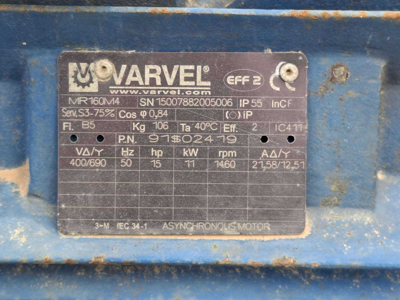 🔹 للبيع ماطورات صناعية أوروبية أصلية – IP55 🔹
مناسبة للمصانع، خطوط الإنتاج، المضخات، السيور الناقلة
📦 العدد الكلي: 14 ماطور
التفاصيل:
1) VARVEL – إيطالي مع جيربوكس
القدرة: 50 HP
السرعة: 1460 RPM
الفولت: 400/690
درجة الحماية: IP55
العدد: 3 ماطورات
2) WEG W22 – برازيلي
القدرة: 25 HP (18.5 kW)
السرعة: 3550 RPM
الفولت: 460 V
التردد: 60 Hz
ثلاثي الطور
درجة الحماية: IP55
العدد: 10 ماطورات
3) WEG W22 – برازيلي
القدرة: 50 HP (37 kW)
السرعة: 1775 RPM
الفولت: 460 V
ثلاثي الطور
درجة الحماية: IP55
العدد: 1 ماطور
📌 الحالة: مستعملة – بحالة جيدة
📌 جاهزة للفحص والتشغيل
📌 البيع مفرد أو جملة
📌 السعر: مغري وقابل للتفاوض حسب الكمية
📞 للاتصال فقط:
***********
📍 العنوان:
كربلاء – العراق
