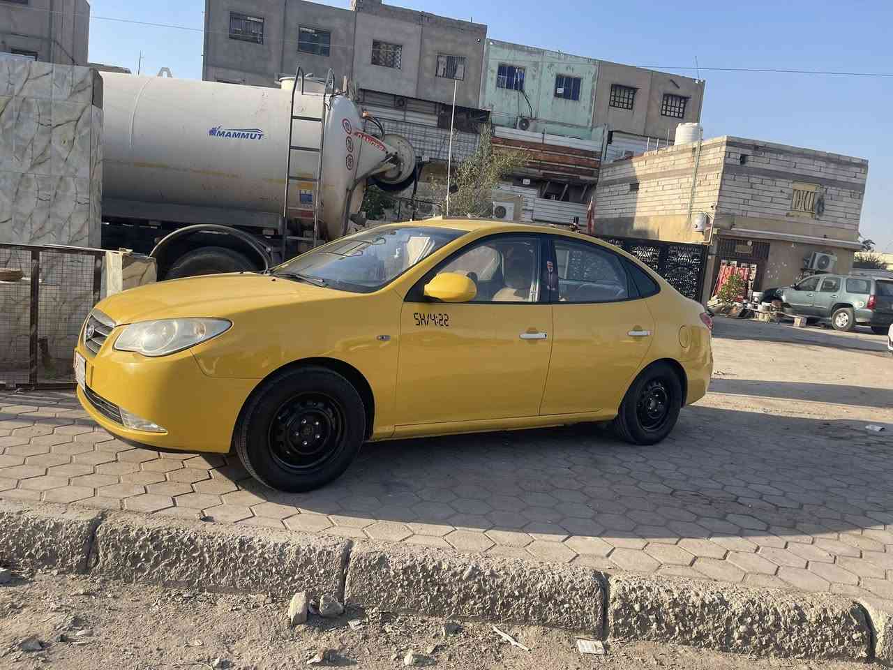 السلام عليكم سياره الانتراء صابونه للبيع موديل 2008  السياره جديد مكينه كير حداده تبريد. اله ثلج السياره نصبته تخبل وداخله اذا مو كارتون لاتاخذه متومه وكامله وشرط ارقام وهزه اصليات  بس سنويه نقصه وين ما تريد روح بيه المكان البصره ***********
