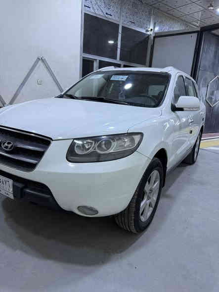 سنتافي خليجي 
6 سلندر محرك كير كفاله 
فور ويل 
7 راكب 
سلايت فتحه 
تبريد 3 قطع )
مكفوله من الضربه والصبغ والتبديل 
تخم تاير 
جاهزة من كل شي 
السعر 135 مجالها بسيط 
بغداد وسنويه جديده مشروع وطني 
***********
***********
