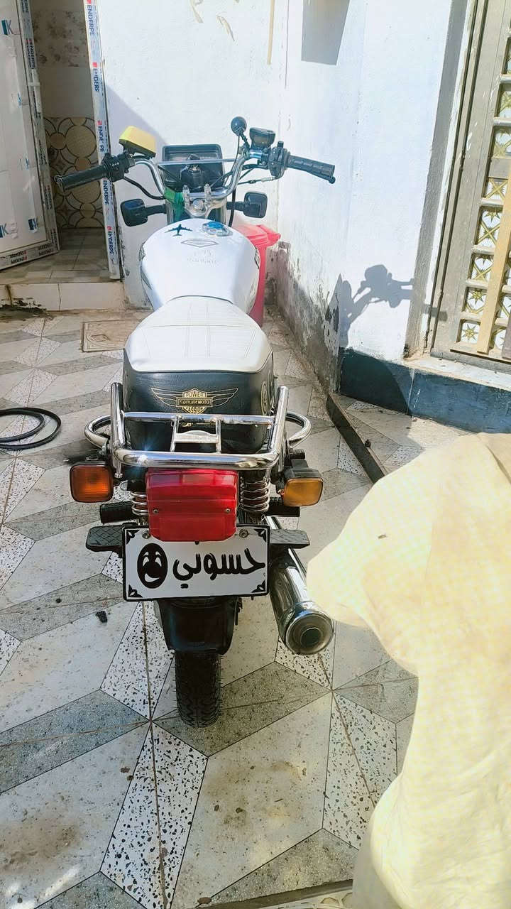 اللهم صل على محمد وال محمد
تايكر سونيك الأصلي ابو الختم موديل 2023 طالعة سنة2024 شهر 11 مكفولة من كلشي اوراق اصلية كاملة بأسمي من الوكيل شرط بوجهك للترقيم السعر 850 الشراي بخدمته مكاني بشطرة 
***********
