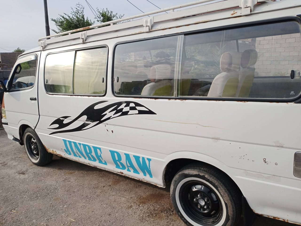 فتون موديل 10 رقم احمر ناصريه
مكينه كير اكسل كفاله غرفه نضيفه تايرات جدد 
سياره ما عايزها شي السعر 3مليون  .والشراي بيه خير ويدلل ***********
