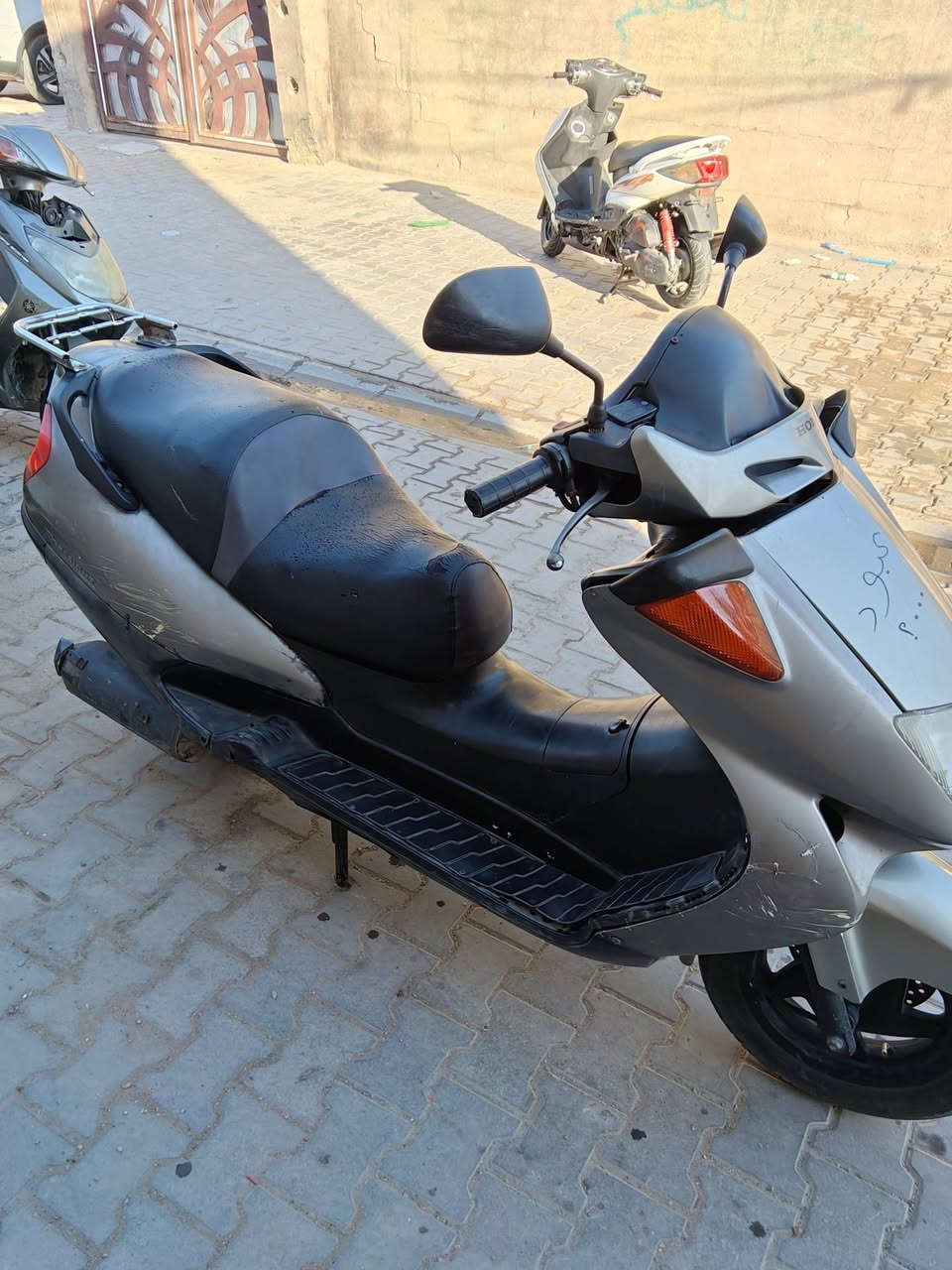 السلام عليكم فورسايد للبيع او المراوس
دراجه نكره بكل وكت الله شاهد سعر 400 وبيها مجال للطيبين 
*********** واتساب فقط
