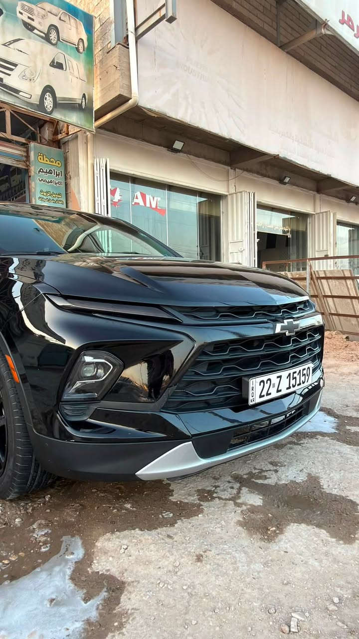 السلام عليكم 
شوفرليت بلايزر V6 2024 
حجم المحرك 6 سلندر 3.6L 
الضرر: جاملغ خلفي صبغ وقبق الجنطه صبغ مصلح بمكانه بدون فتح بدون ايرباك 🤍
سياره اي نقص مابيها كير مكينه بدون فتح تبريد ثلج حداديه جديده تايرات جدد اي نقص مابيها 
سياره ماشيه 17 الف فقط
رقم اربيل مميز وحلو 🤍
سياره ب اسمي سنويه جديده هزه جديده بدون غرمات جاهزه 
المواصفات:👇
بصمة ابواب وتشغيل وتشغيل عن بعد
رادار امامي وجانبي وخلفي
وضعيات قياده متعدده فور ويل وتو ويل وجبلي 
تنبيه الخروج عن المسار
حساسات خلفية
جنطة كهرباء
سايدبريك بصمه كهربائي
كراسي جلد اسود
الكراسي الامامية كهرباء
تدفئة الكراسي الامامية
ميموري كرسي السائق
وضعيات قيادة
لايتات LED بالكامل
شاشه تحكم بالايعازات
تحكم ستيرن جهتين
سياره فول عدا البانوراما  
اخون فقط الشراي يتصل رحمه الوالديكم 
كلشي ناشرلك صور الحادث وسونار 
السعر: 225 ورقة وبيها مجال قليل 
☎️ الاتصال :
***********
📍النجف الاشرف
