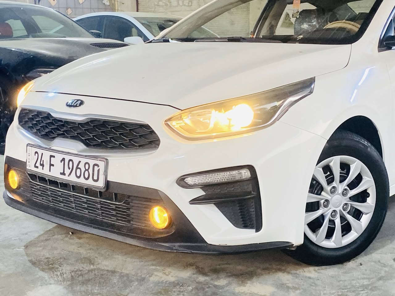 كيا سيراتو 2020 خليجي رقم الجديد
1600 محرك  سياره كفاله من الصبغ والتبديل   بيه فقط رصعات  بسيطه جدا مكان السياره صويرة لاستفسار تصل 
*********** لسعر 148 وبهامجال
