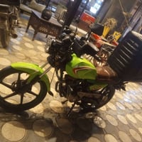 دراجه شايننك للبيع موديل ٢٠٢٣ مكينه ١٥٠  ماشيه ٢٠الف حقيقي  تاير خلفي ...