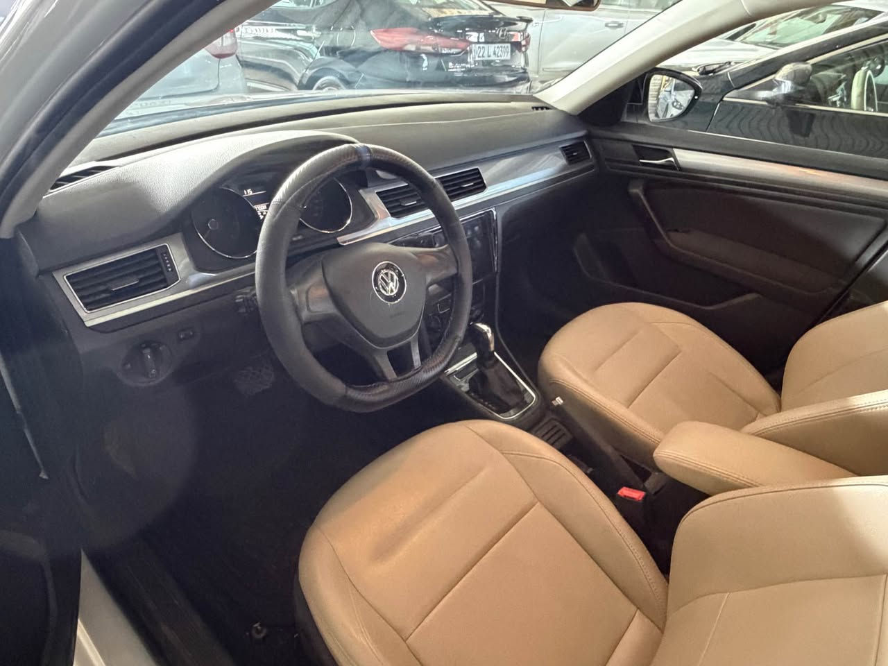 كولف بورا 2022 مواصفات معروفه حساسات مري كارباء جام كارباء شاشه كامره اوتو ستوب السياره ماشيه 10 كيلو بعدها زيرو بيها صبغ جاملغ والباب اثر شخط تخريب السياره بدون دواخل بدون ايرباك رقم اربيل سنويه 2030 السياره موجوده باربيل بل معارض معرض الانبار المركزي
للاستفسار *********** أربيل, العراق
