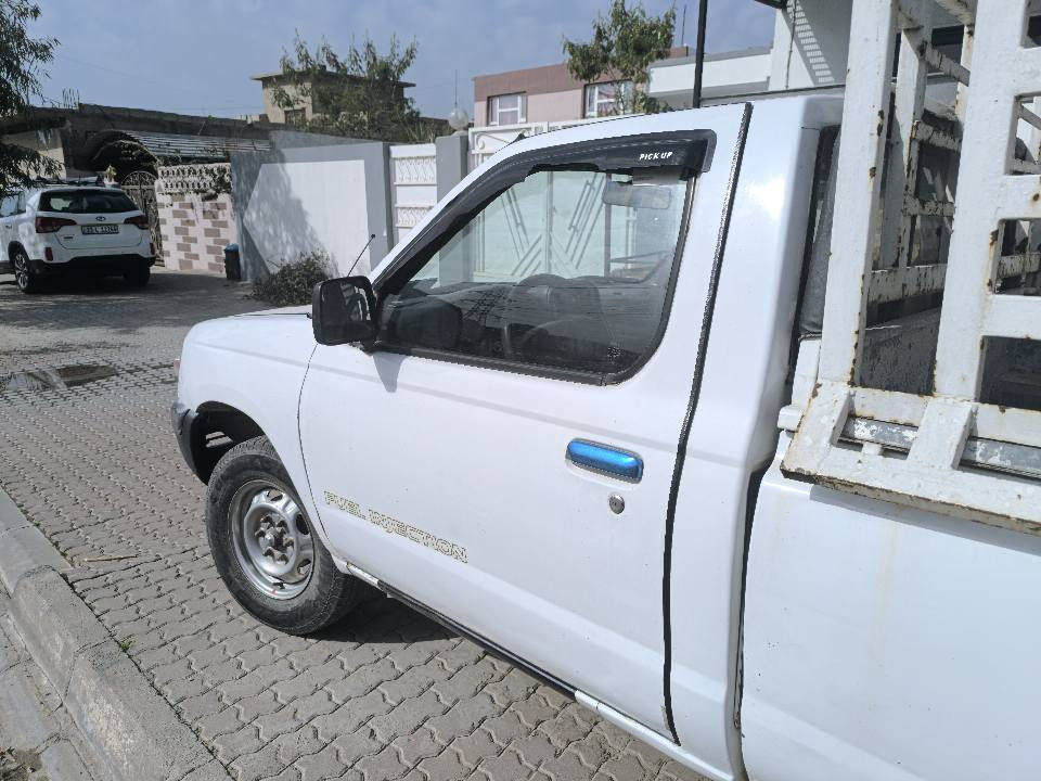 نیسان ۲۰۰۲ تحویڵ ئەسڵ
ڕقم صلاح الدين مشروع الوطني  
ڕەقەم و سنوي تا ۲۰۲۹ تازەیە
تەبریدە  و پاوەر نیە
کۆبۆنی بەنزینی هەیە
گێڕ و مەکینەو ئەکسلی بەشەرت
سەیارەکە زۆر تووندوتۆڵە
شوێن کەرکوک
0751 152 0386
‏‪0771 016 6222‬ كركوك, العراق
