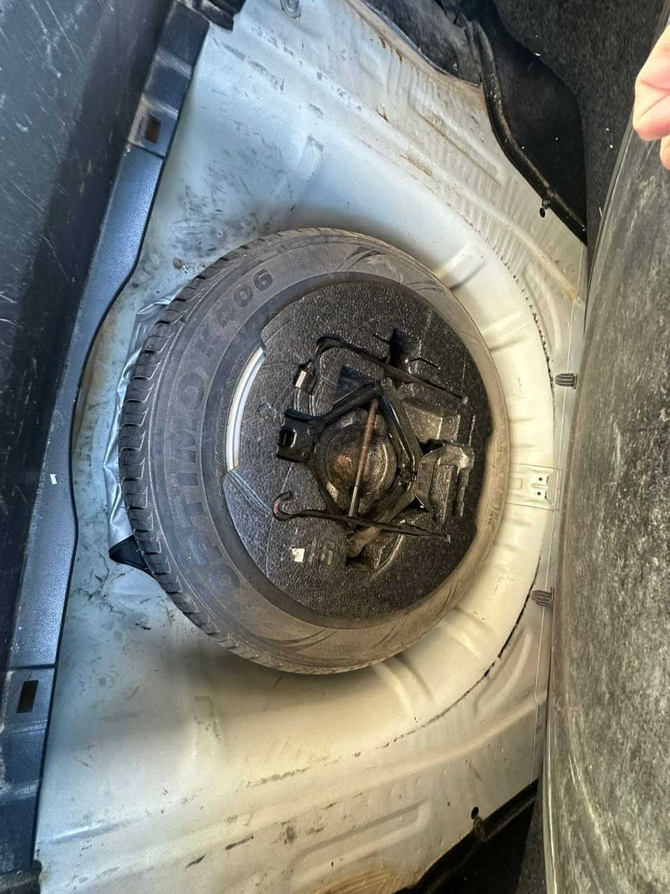 بسم الله الرحمن الرحيم
والصلاة على محمد وال محمد وصحبة وسلم .
هونداي سوناتا موديل ٢٠٠٩خليجي مكفول من دعامية لدعامية  من كل شي محرك ٢٠٠٠ دوش رقم اربيل الدولي مواصفات فول عدا سلايت السنوية ورقم مجدد مكان السيارة اربيل  
للتواصل والسعر / *********** + واتساب
