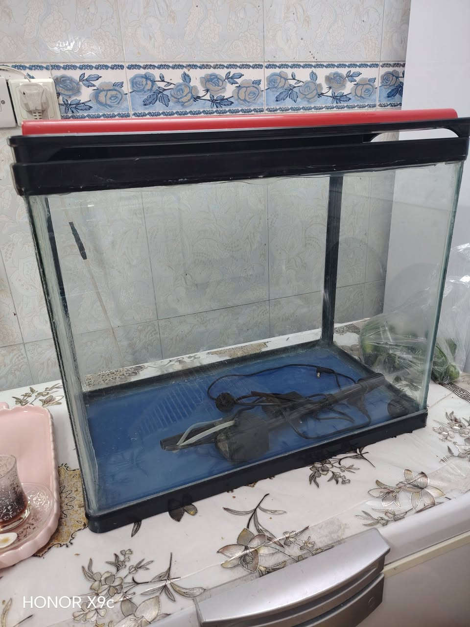 حوض سمك كل عيب مابي شغال كل كهربائيات
قياسات
الارتفاع 47
العمق 32
العرض 57
السعر 50 الف


**إذا كنت صاحب هذا الإعلان وتريد حذفه لأي سبب، رجاءا أرسل رسالة إلى الدعم الفني**