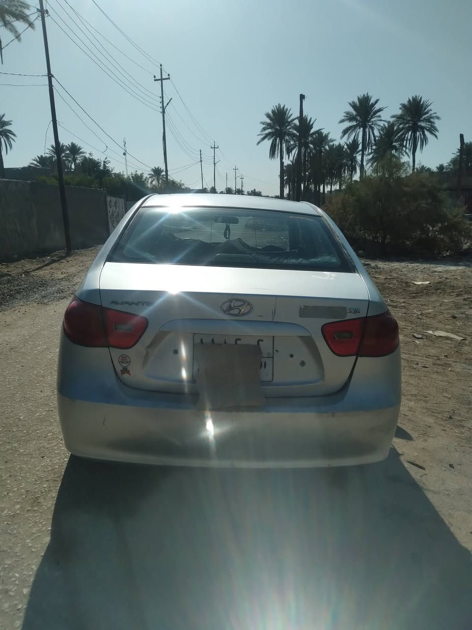 السلام عليكم سياره النتره افانتي موديل 2009 كير عادي مكينه 1600دكشن عالي السياره جاهزه ولا حبايه نقص متومه أربيل طبق الأصل  السعر35وبيهه مجال قليل المكان بابل تخم تاير خط ابيض ***********ويل عادي
