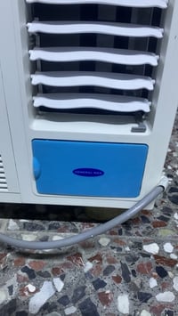 مكيف جنرار تدفئ تبريد. كلش نضيف مشتغل موسم واحد  سعر 200 للاستفسار اتص...