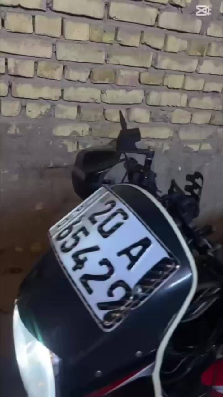 سلام عليكم 
دراجة بوكسر موديل 2022
الدراجة مزودة وكلش نظيفة
مبدل بوشة وبستم مال الشركة فقط 
السعر تواصل على هذا الرقم***********
