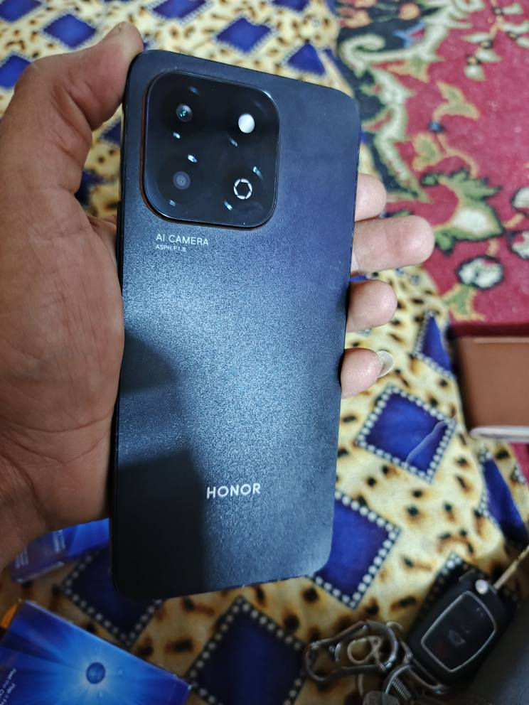 هونر X6b
ذاكره 256
داخليه 6+6
بدون ملحقات
ملاحضه. صوت نغمات عاطل. يعني يحتاج تبدل سماعه.او تستخدم سماعات.
السعر 75قفل. تواصل خاص
العنوان كربلاء ملحق الفارس
تواصل وتساب او اتصال

***********
