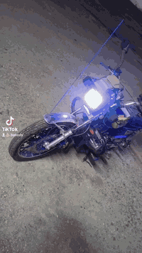 سلام عليكم
دراجه ايراني نامه محرك 200 موديل 25
بصمه سويجات 2 نظافه كدام عينك 
السعر 850 وبي مجال الاستفسار تواصل ع الرقم ***********
