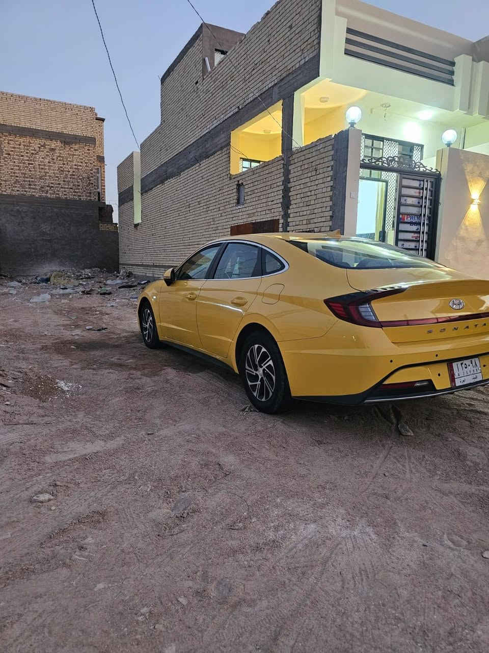 السلام عليكم مكلف بالنشر سوناتا للبيع هايبرد ٢٠٢٣ رقم نجف مواصفات عادية للتواصل مع صاحب  السيارة لمعرفة التفاصيل اكثر *********** رقم صاحب السيارة
