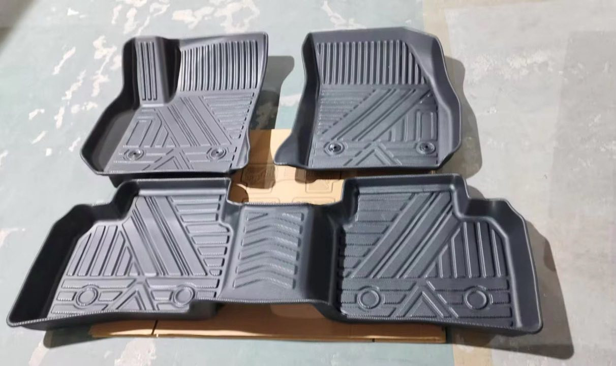 سلام عليكم تم وصول ارضيات  كاديلاك مع جلدات صندوق 
قالب تعال وشد مع ضمان 
كاديلاك 
Ct4 
Ct5 
Xt4 
Xt5
Xt6 
بسعار مناسبه *********** 
Cadillac Alghanim كاديلاك الغانم
عالم الكاديلاك
