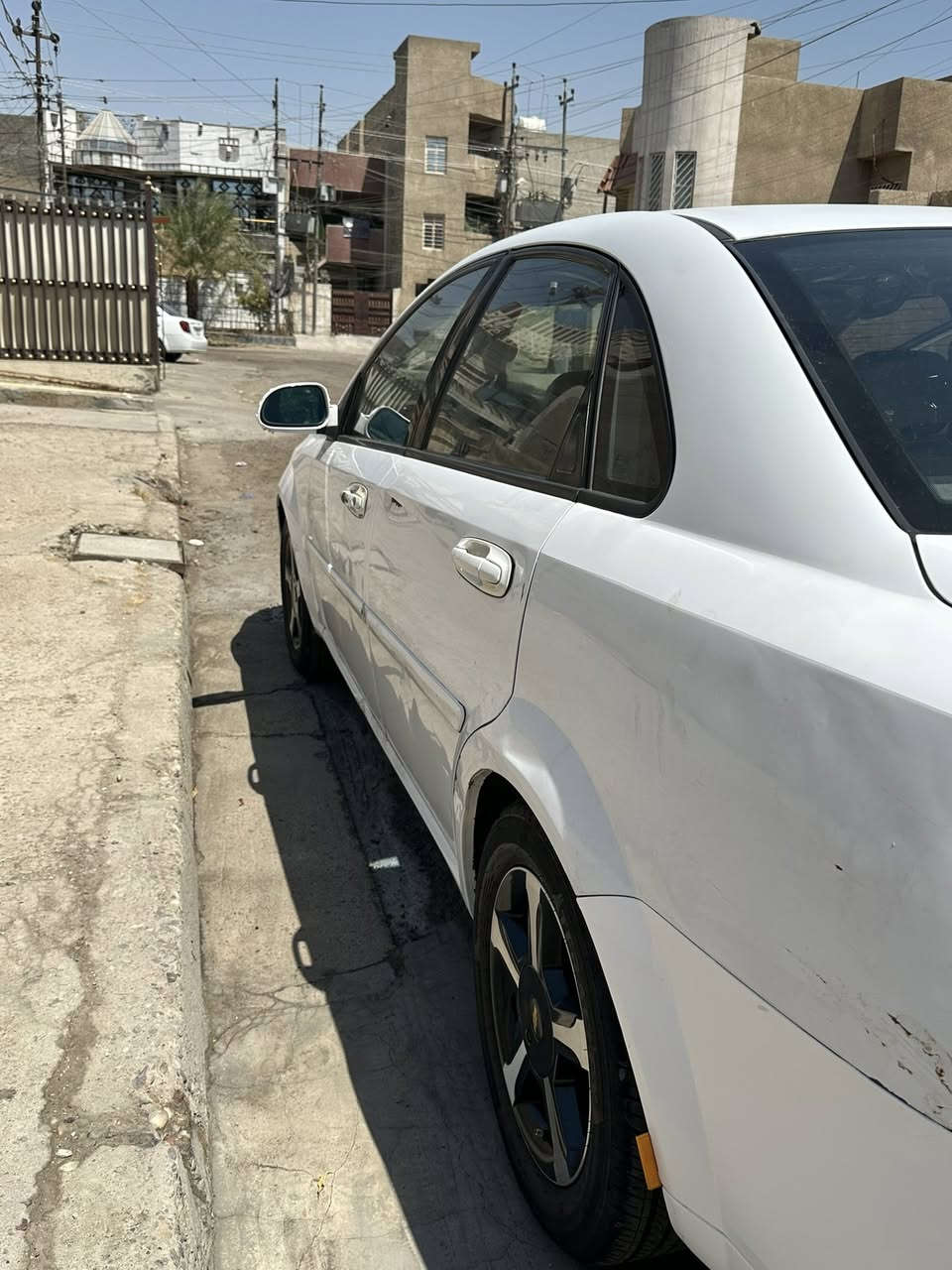 السلام عليكم من رخصه الادمن اوبترا 2011 شركه العامه خليجي مكفوله ماعدا جاملغ امامي مبدل الباقي كله كفاله سياره مال بيت باسمنا رقمها ذي قار تخم تاير جديد وياله جدد منضومه بانزين منضومه ابريك  لايت منضومه زنون مسجل وشاشه ودمام ودشمه تنته وكشنات سياره جاهزه لاخر حبايه  ومملعوب بيها  مكاني بغداد حي اور عارضهاب79 وبيها مجال حك الجيه وبلعافيه عل ياخذها الشراي يتصل ***********
