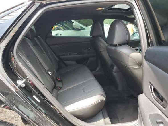 السلام عليكم
النترا Nline 2023  لمتدد
رقم بغداد 
مواصفات
مكينه 1600تيربو
ابواب بصمة
بصمة تشغيل 
تشغيل عن بعد
هندبريك كهرباء
ترحيب
اوتو هواد
اوتو ستوب
مثبت سرعه 
قيادة ذاتيه
رادار 
توقف ذاتي
ثلاث انظمة قيادة 
‏_ NORMAL
‏_ SPORT
‏_ SMART
كشنات جلد 
فول تحكمات ستيرن 
كشنات وستيرن هيتر
صندوق ذكي
لايت زنون 
بكلايت ليد
بصمه تشغيل وبصمه ابواب لمس وتشغيل عن بعد 
السياره بعد بيها مواصفات فول   
بنيد تبديل وصبغ فقط 
ايرباگ درگه فقط
بدون دواخل لغد شواصي سليم
السيارة بعد احلى من الصور وكلش نضيفه
السعر : 145 وبيها مجال قليل
 مكان السيارة البياع 
***********
