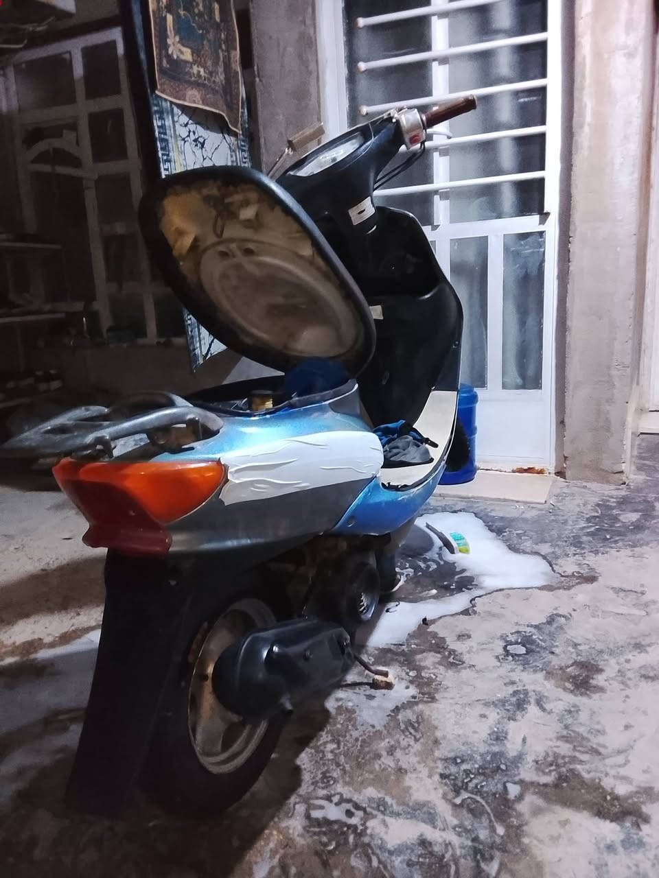 سلام عليكم
دراجه عصفوريه فحل 60 دراجه جديده نكره سلف بكل وقت يرادلهه بس قمجي مال بانزين و قبق مال اشاره  وكفر ليمنه جارد من شمس مكاني بغداد كماليه ***********

