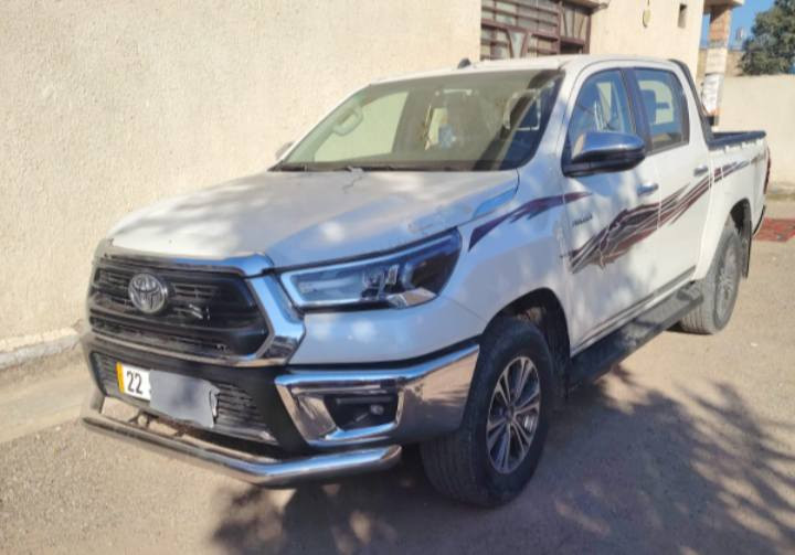 بيكم هيلوكس سعودي فول مواصفات  مكفول   رقم ربيل مكان سيارة بغداد  سعر 350$ ***********
