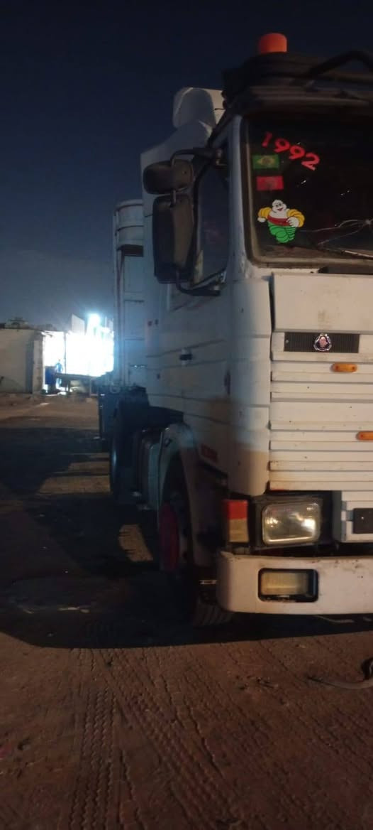 سلام عليكم لبيع سكانيا  موديل 92محرك جديد لاتبخير  ولا تنقيص  تخم تاير جاهز للعمل  مسجله صهريج رقم انبار تحويل مباشر  راديتر جديد  بس راس سعر 100دفتر وبي مجال لطيبين  ***********
