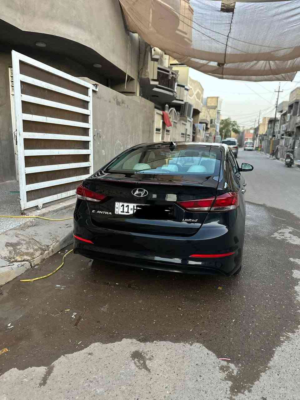 السلام عليكم النترا موديل ١٧ للبيع وارد امريكي
حادث خلفي موضح بلصور 
فول مواصفات لمتد 
فتحه سقف 
بصمه تشغيل 
تحكمات ستيرن 
ثلاث انظمه قياده 
مانع انزلاق 
تخم تاير 
كير مكينه تبريد خير من الله 
سياره جديده كلشي متصرف عليها 
ماشيه ٧٨ الف
رقم بغداد انكليزي  بسمي تحويل ثاني يوم
سونار بلصور السعر ١١٧ وبيهه مجال بسيط حك الجيه 
مكان بغداد زعفرانيه هاتف ***********
