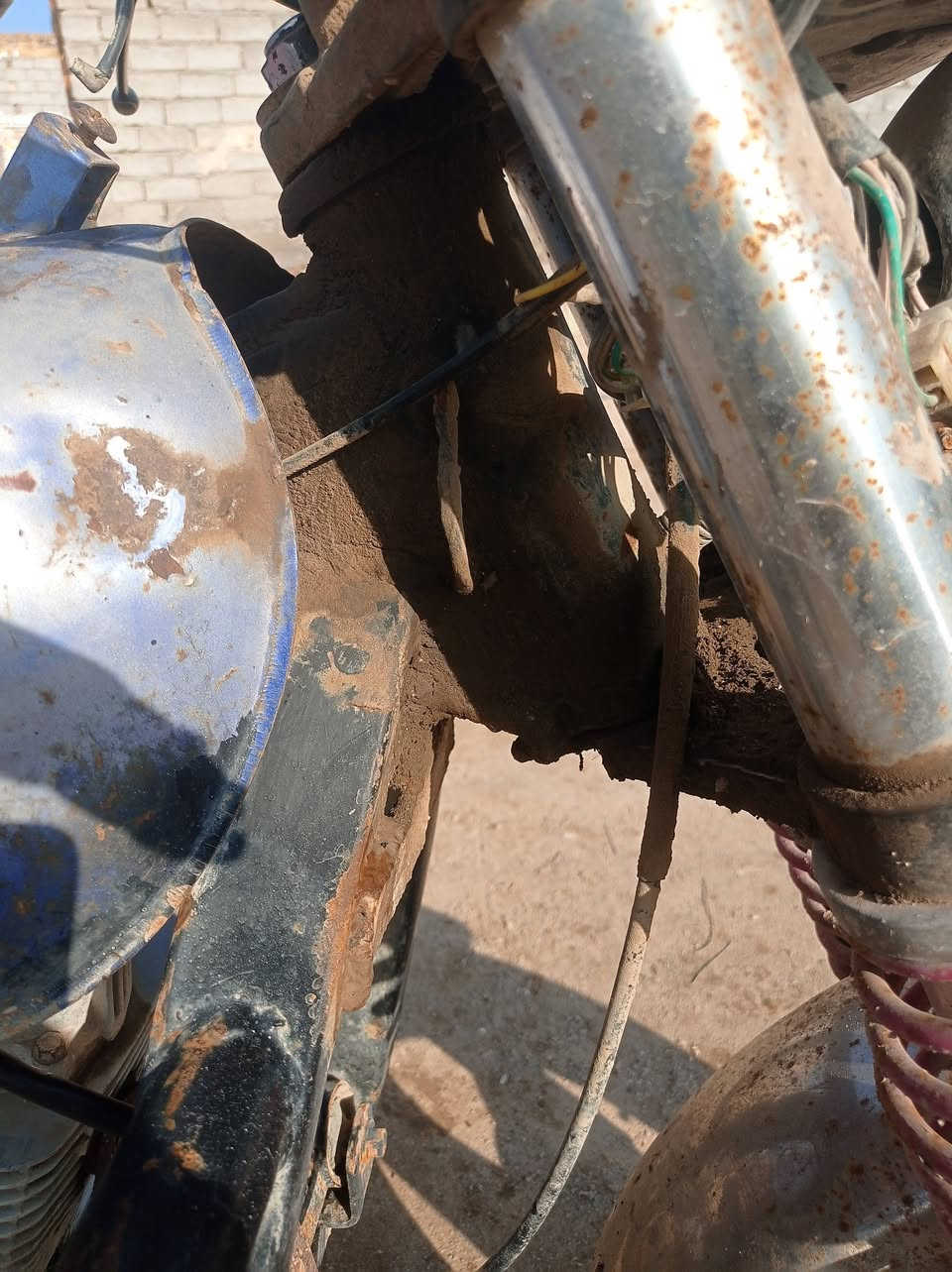 السلام عليكم ستوته 2015محرك20مرقمه بسمي بس لوحه ضايعه السعر750 المكان الحمزه الشرقي ***********
