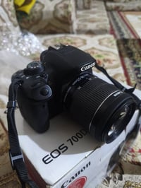 كانون 700D • نضافة ١٠٠ • ملحقات وكارتون