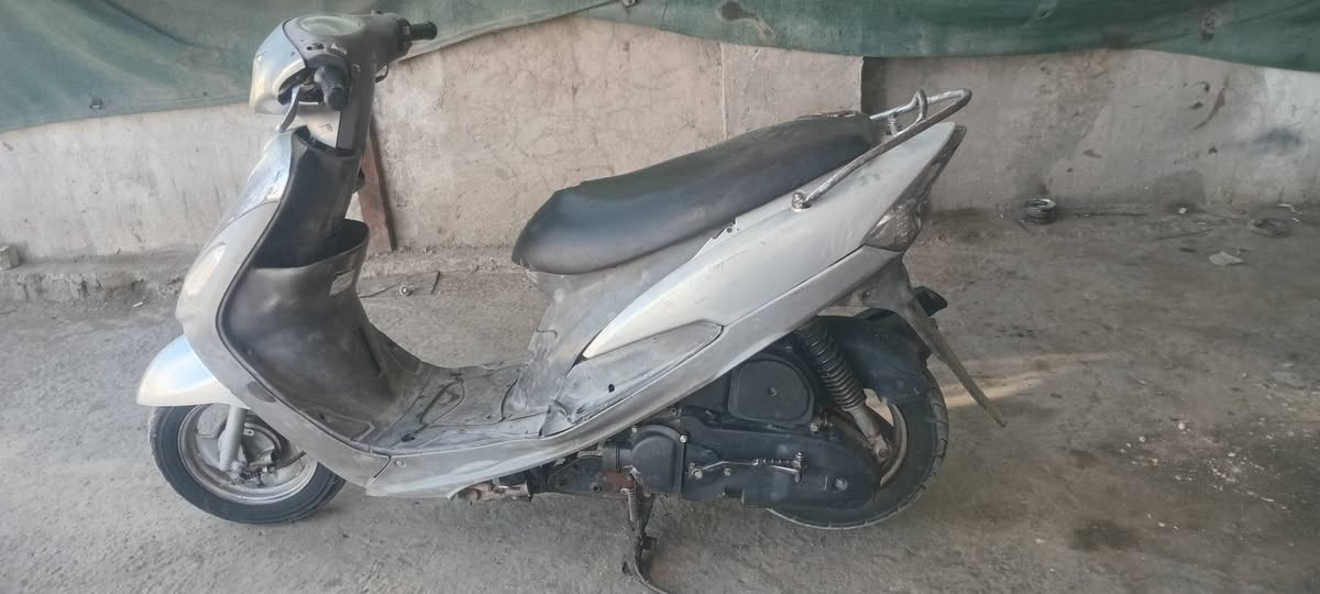 إسلام عليكم دراجه ماكس منغولي كفرات بلاديه ملاح فول مكينه ناعمه سلف وهندر نكره كلشي بيه شغال السعر ٣٢٥ العنوان الكماليه شارع الكاشي الإتصال او مراسله وتساب ***********
