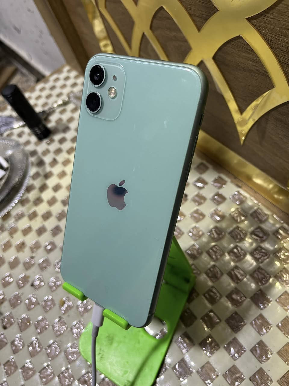 السلام ؏ـليكم
ايفون 11 عادي للبيع الجهاز ؏ وضع الشركة بلادي مامبدل بي شـʊ̤ ذاكرة 128 بطارية 71 بس بلاديه مامبدله ولامرفوعه الجهاز استخدام شخصي صرفه طبيعي سعر 260 وبي مجال مكاني ديالى بعقوبة للأتصال ***********

