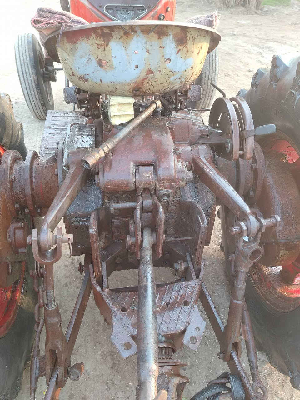 سلام عليكم للبيع مكينة موديل 80 سنوية ورقم بدون تحويل محرك كير جهاز اكسل ت مكفوله  كفاله عامه مكان كربلاء المقدسة ابراهيميه استفسار ***********
