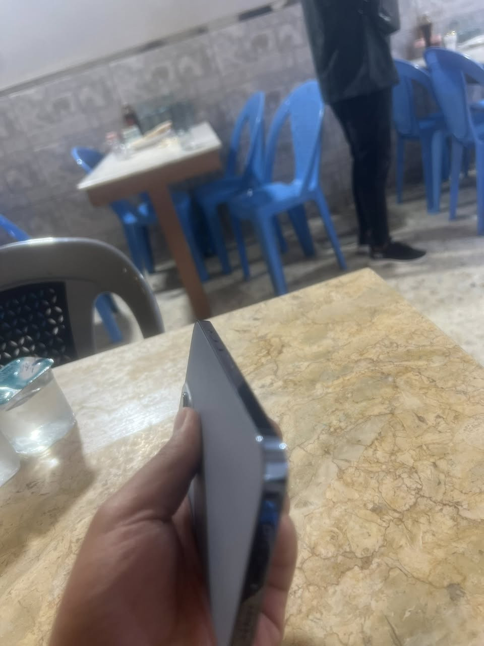 ١٣ برو ماكس
ذاكره ٢٥٦ 
بطاريه ٨٥ 
دبل شريحه 
جهاز وتر zAنسخة الشرق الواسط          
لبيع او المراوس 
لتواصل ***********
مكاني بغداد الحريه توصيل ماكو
