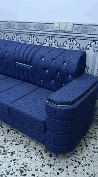 للبيع 14 مقاعد جديد محد جالس على الله شاهد بس المكان ماوسع عندي سعره 75 الف ***********
