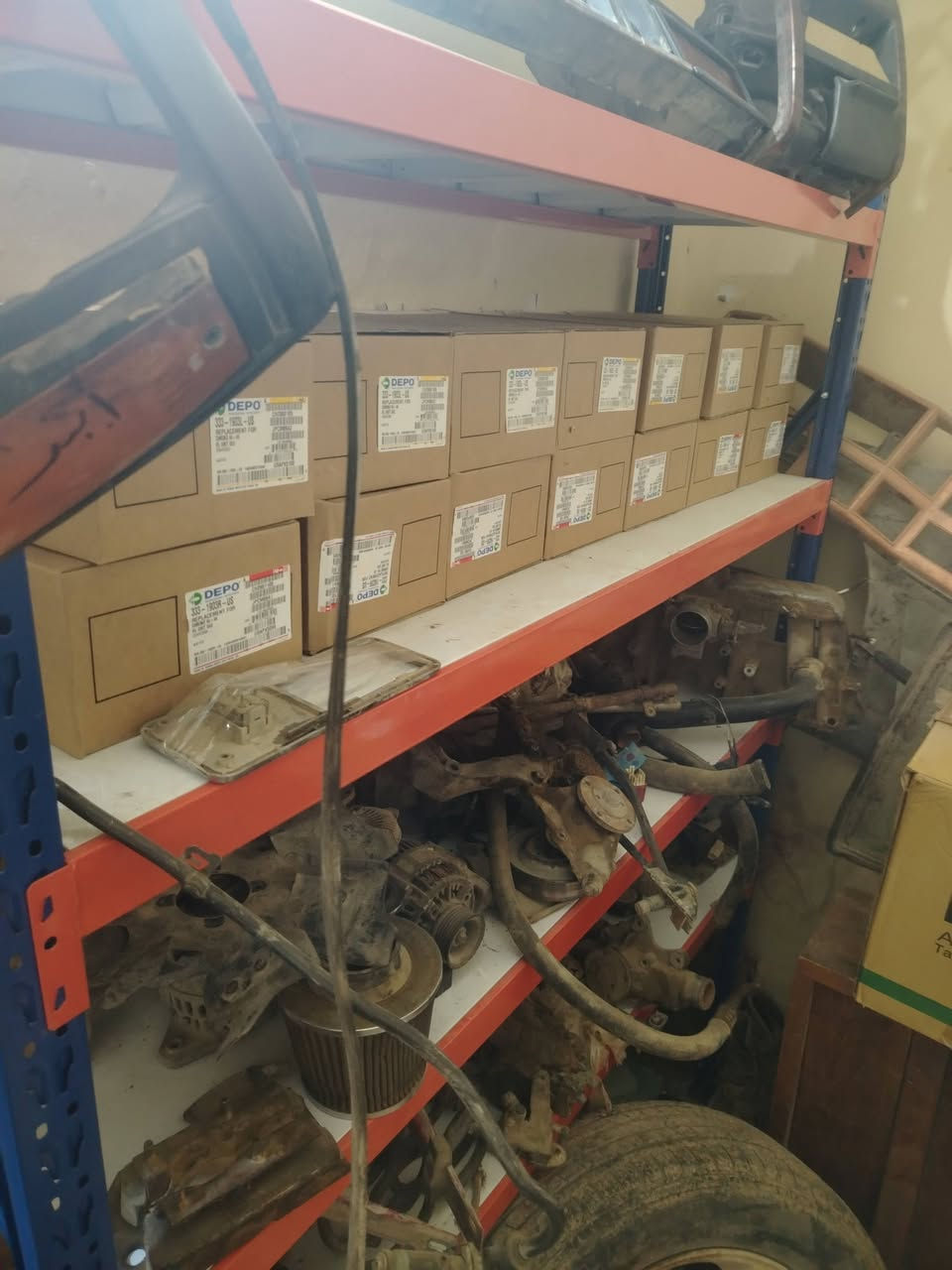 قطع غيار السيارات جيب جميع انواع السيارات الجيب
***********
