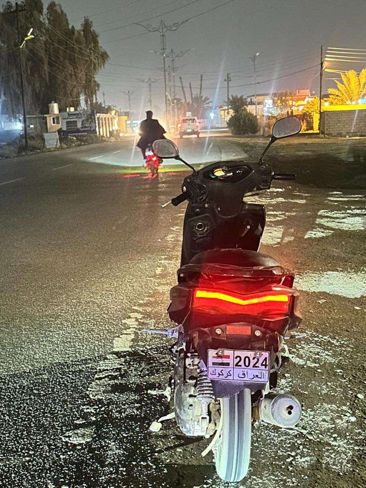 السلام عليكم موطورات ثنين للبيع  ذبانه+سكنس شمعه المكان، العلم رقم الاتصال *********** هذا بي واتساب، *********** السعر 350 وبيهن مجال  للاستفسار اكثر خاص
