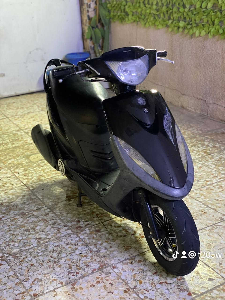 سلام عليكم ماكس عدله
دراجه خير من الله مكينه ما مفتوحه بلاديه ٤٩
بيه ويل كب نجمه كلث خطوط
قبق فلاوين
قطره
شيال
دراجه جديده بعده صار ٣ اشهر نازله من ربمه
السعر ٩٠٠ وبيهه مجال بسيط شراي يتصل ***********
