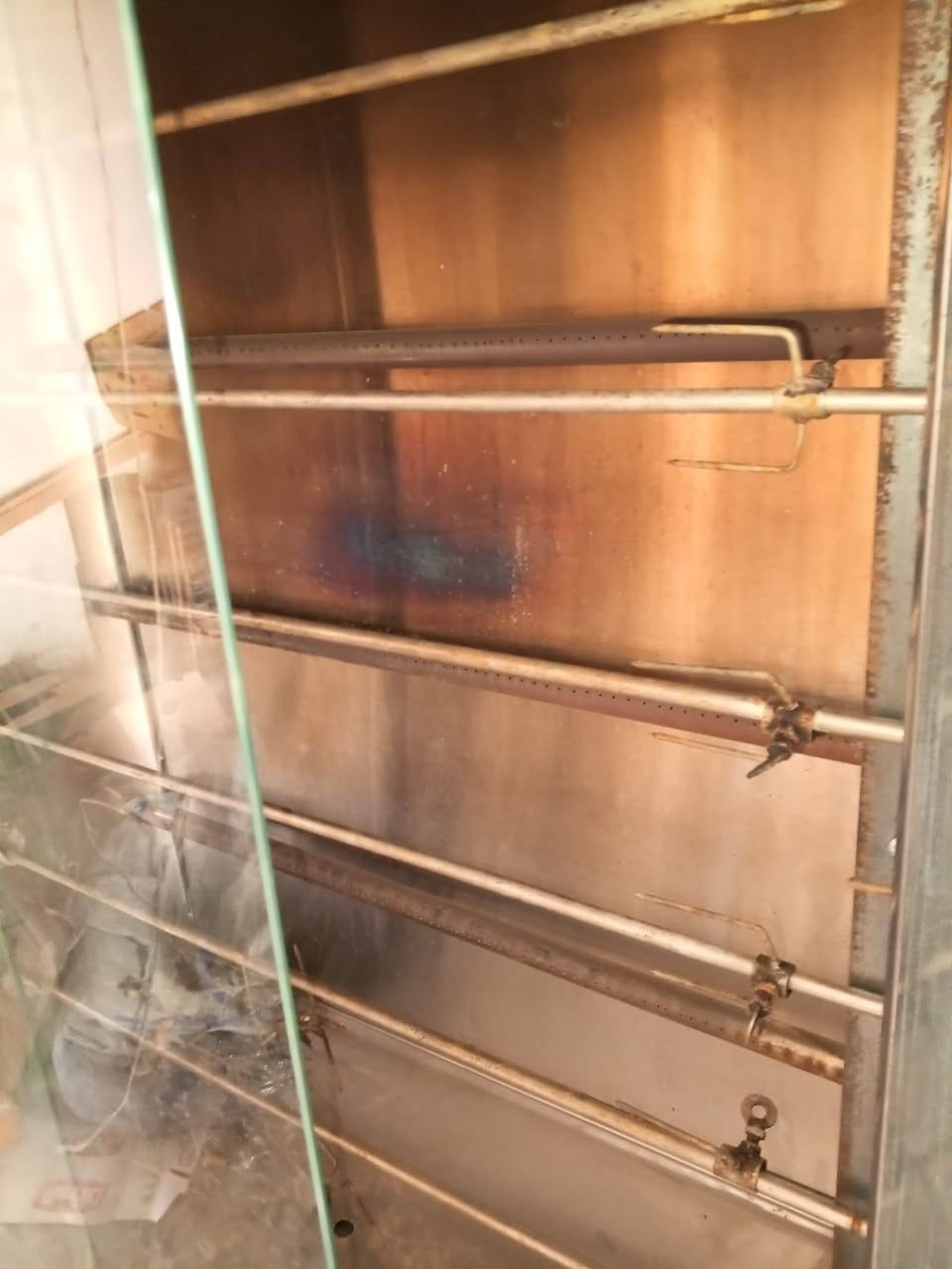 يوجد لدينا  شوايات دجاج  جديد لسعر 450بيه مجال
يوجد لدينا  حواض سمج جام سعر300 بيه مجال 
عنوان حديثه سوق حقلانيه رجاءاً تصال علا رقم الهاتف ***********
